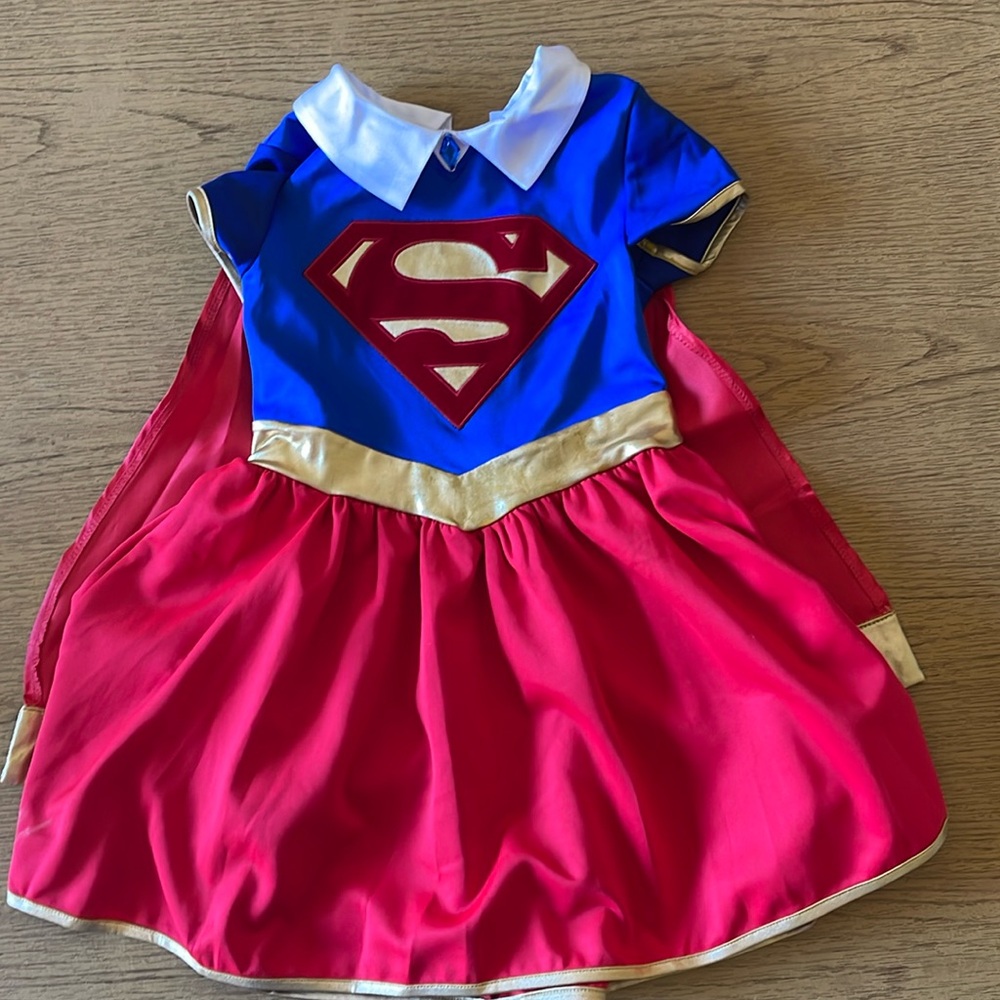 Girl Sz 6 Superman Supergirl Halloween costume